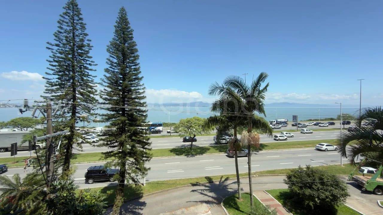 Apartamento para venda com 4 dormitórios em Agronômica com 226 m² — foto 2
