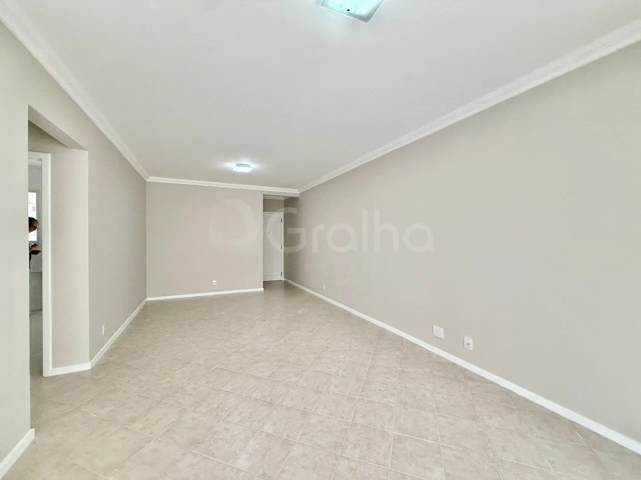 Apartamento para venda com 3 dormitórios em Côrrego Grande com 109 m² — foto 2