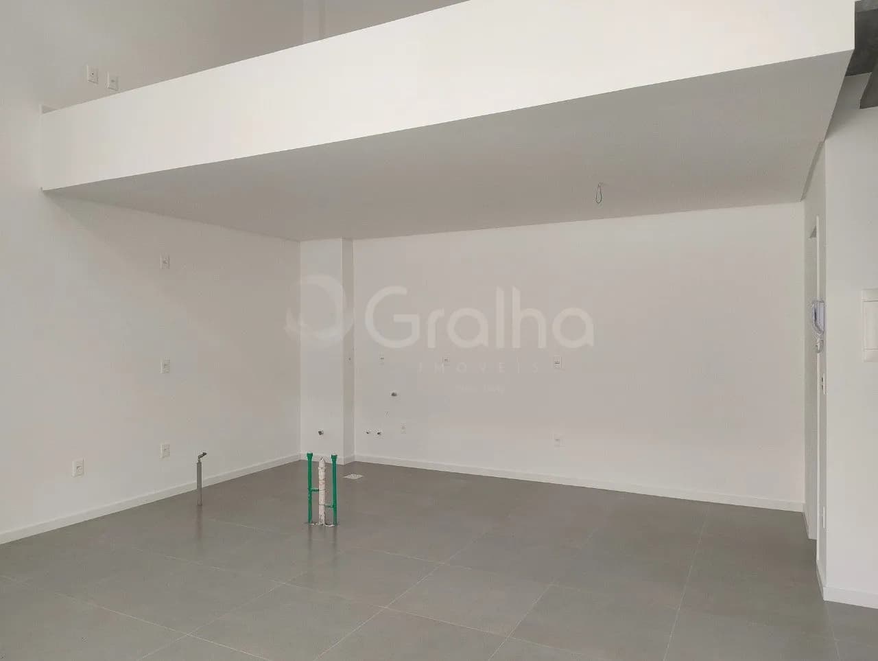 Loft para venda com 1 dormitório, em Ribeirão da Ilha com 91 m² — foto 3