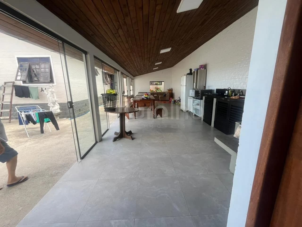 Casa para venda com 5 dormitórios em Centro com 260 m² — foto 3