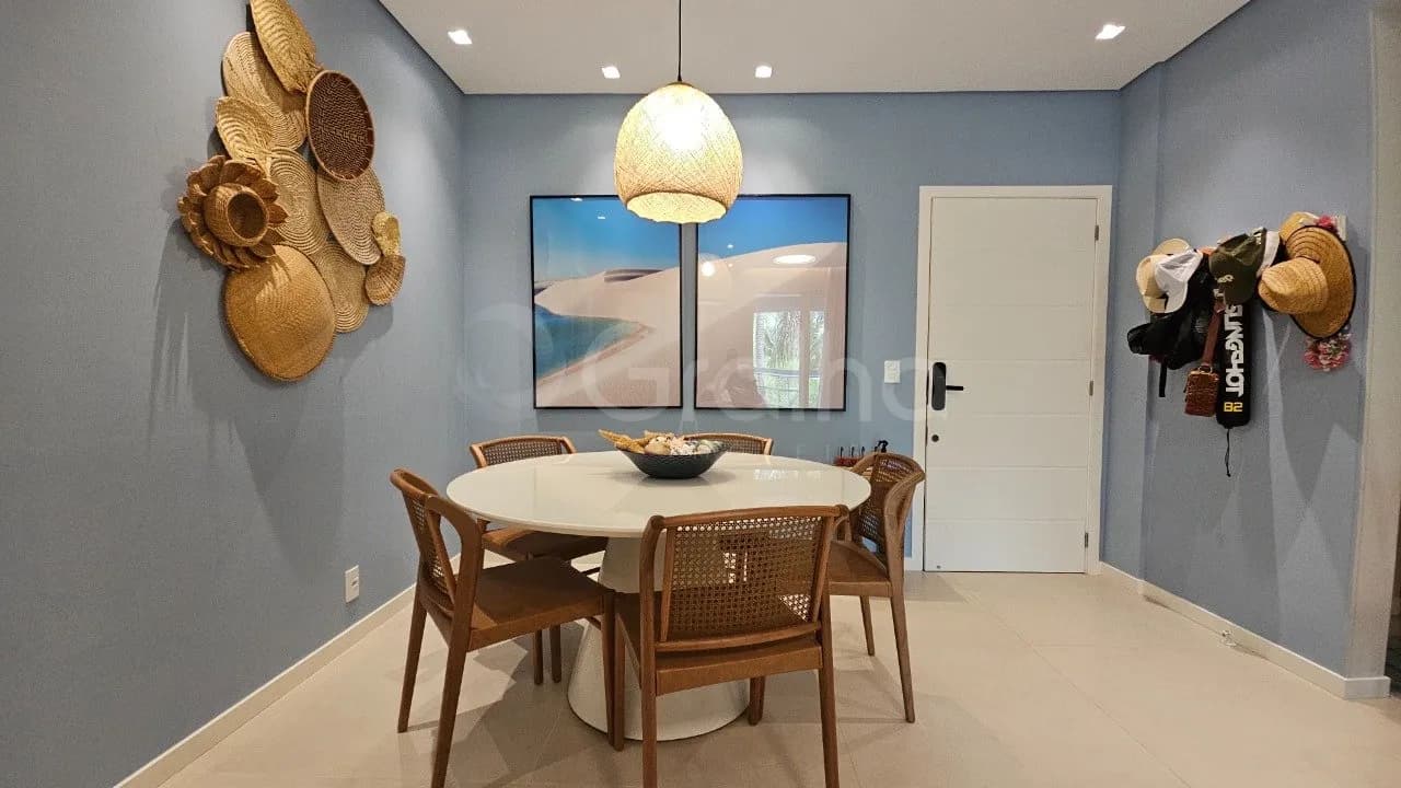 Apartamento para venda com 2 dormitórios em Campeche com 73 m² — foto principal