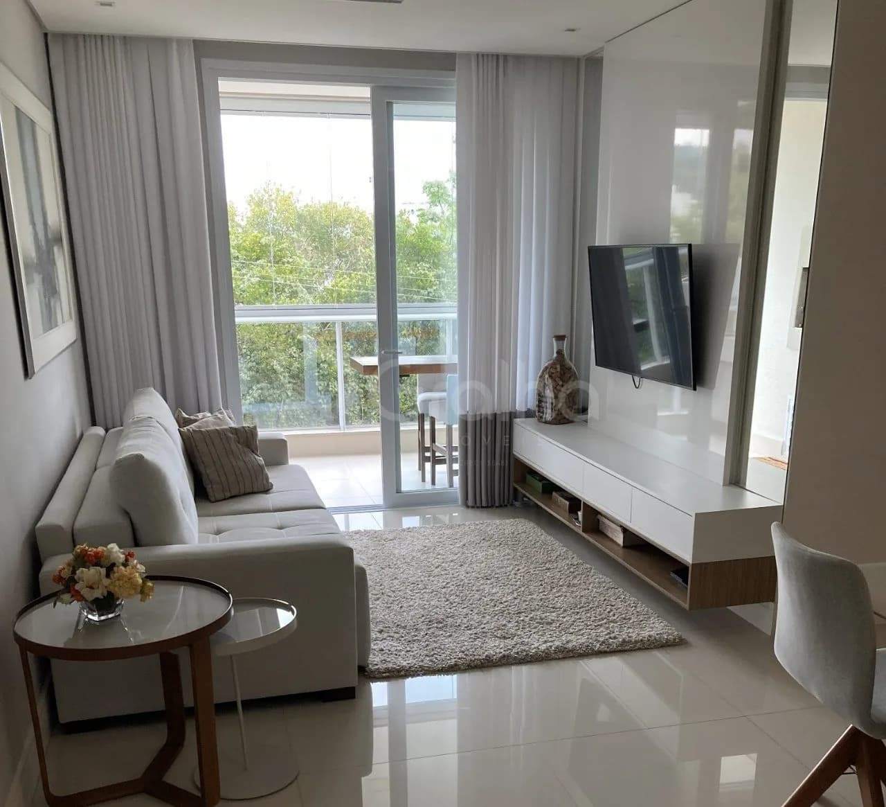 Apartamento para venda com 3 dormitórios em Jurerê com 88 m² — foto principal