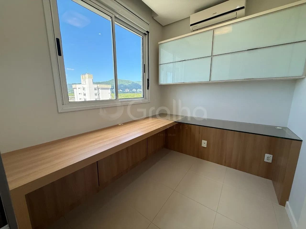 Apartamento para venda com 2 dormitórios em Trindade com 86 m² — foto 2