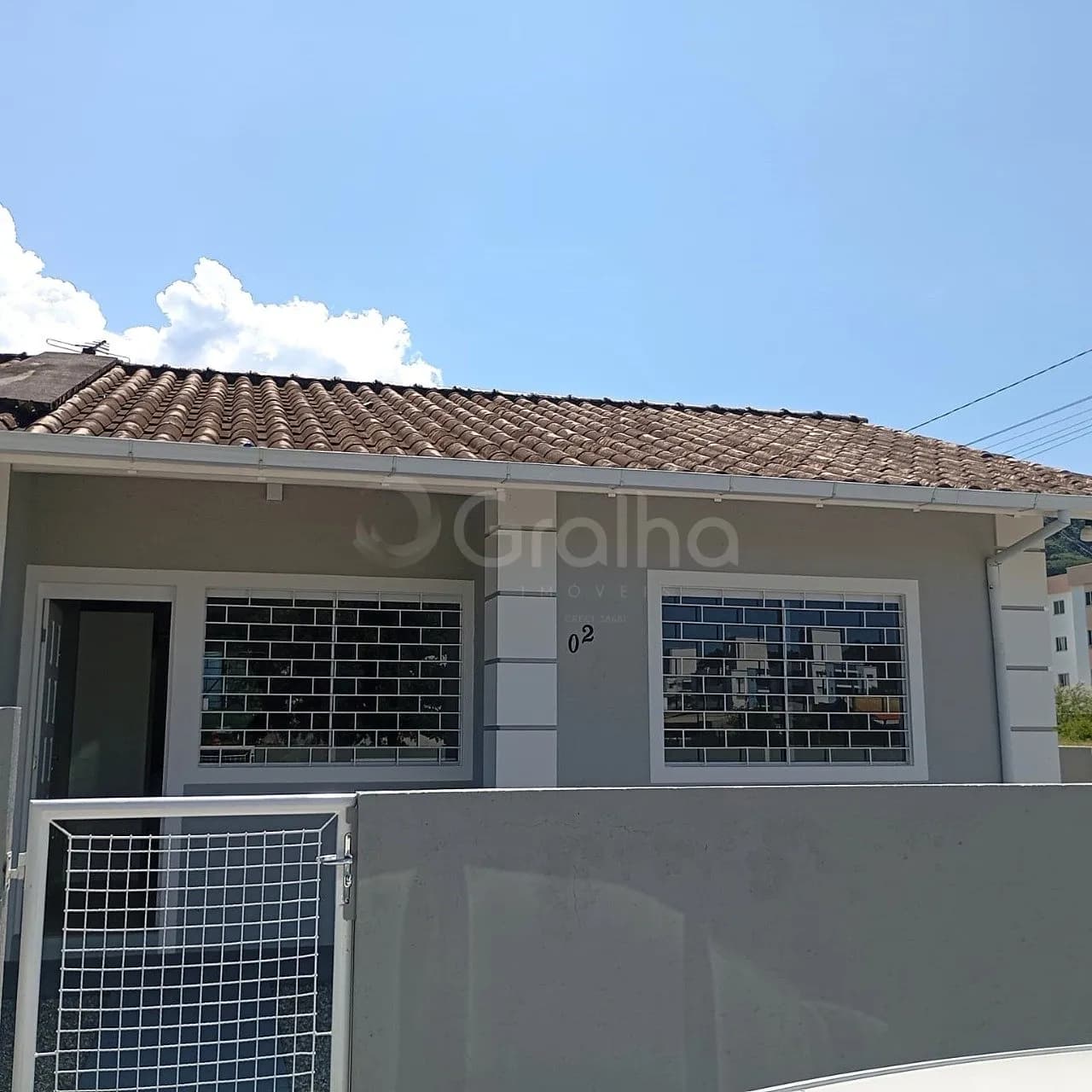 Casa para venda com 2 dormitórios em São Sebastião com 51 m² — foto principal