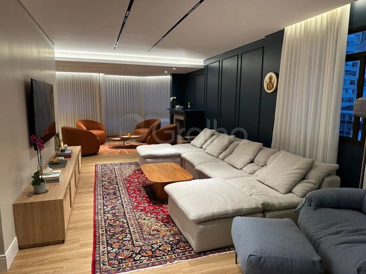 Apartamento para venda com 3 dormitórios em Centro com 220 m² — foto 2