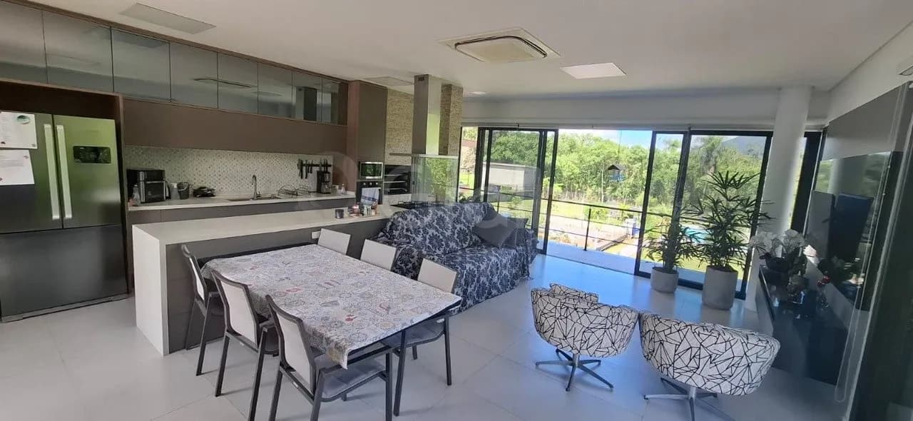 Casa para venda com 3 dormitórios em Sul Do Rio com 300 m² — foto 3