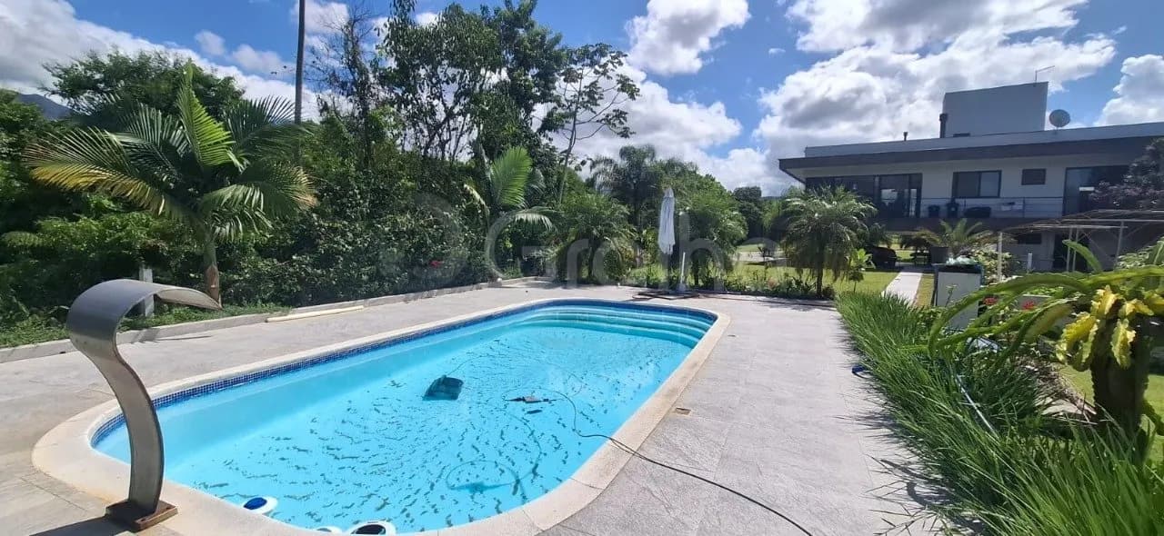 Casa para venda com 3 dormitórios em Sul Do Rio com 300 m² — foto principal