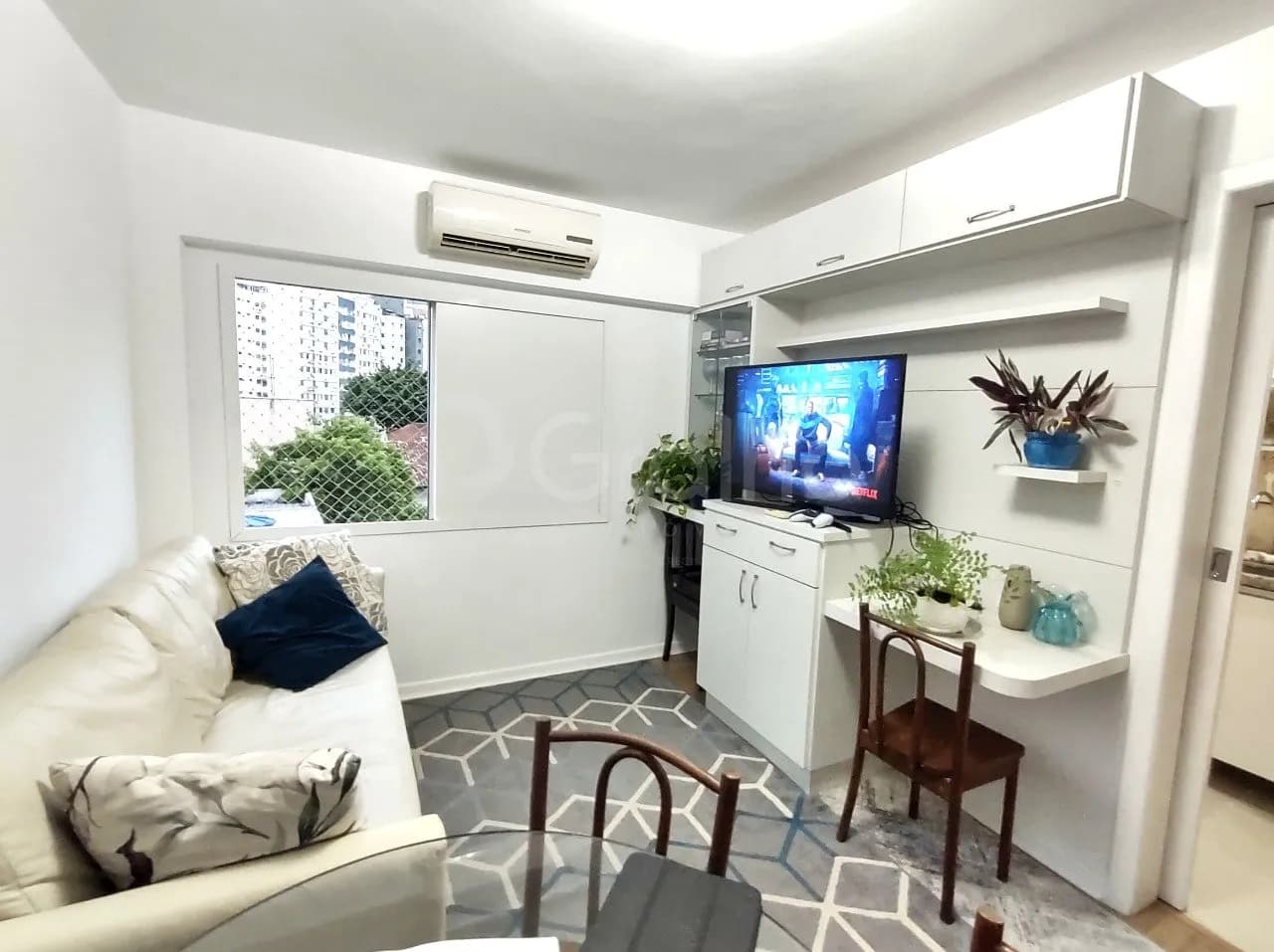 Apartamento para venda com 2 dormitórios em Centro com 48 m² — foto principal