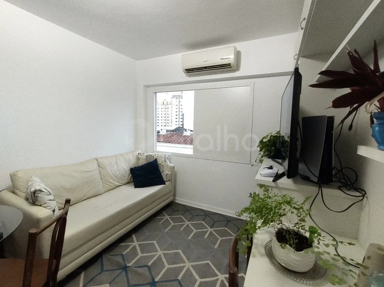 Apartamento para venda com 2 dormitórios em Centro com 48 m² — foto 2