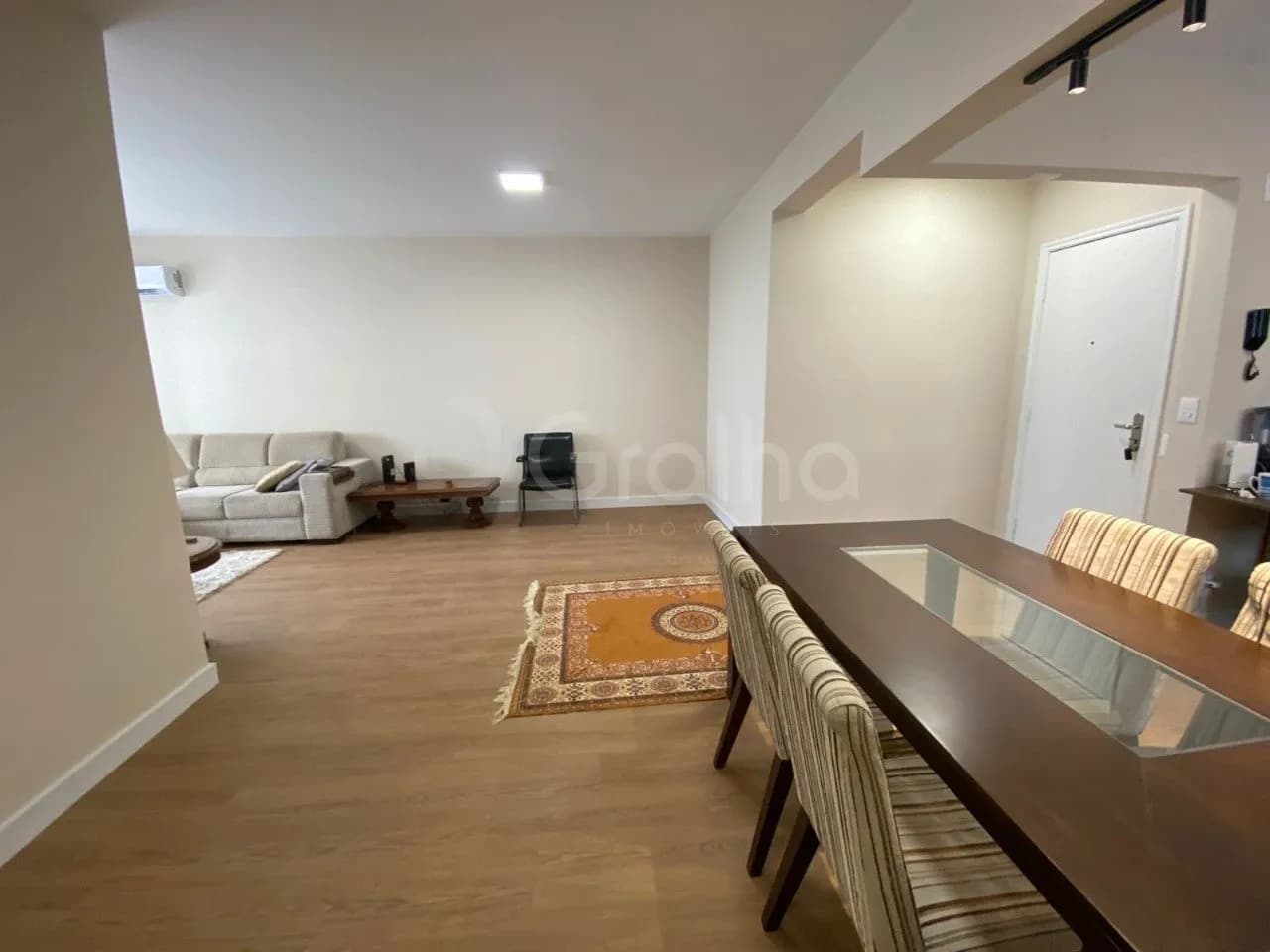 Apartamento para venda com 3 dormitórios em Centro com 123 m² — foto 2