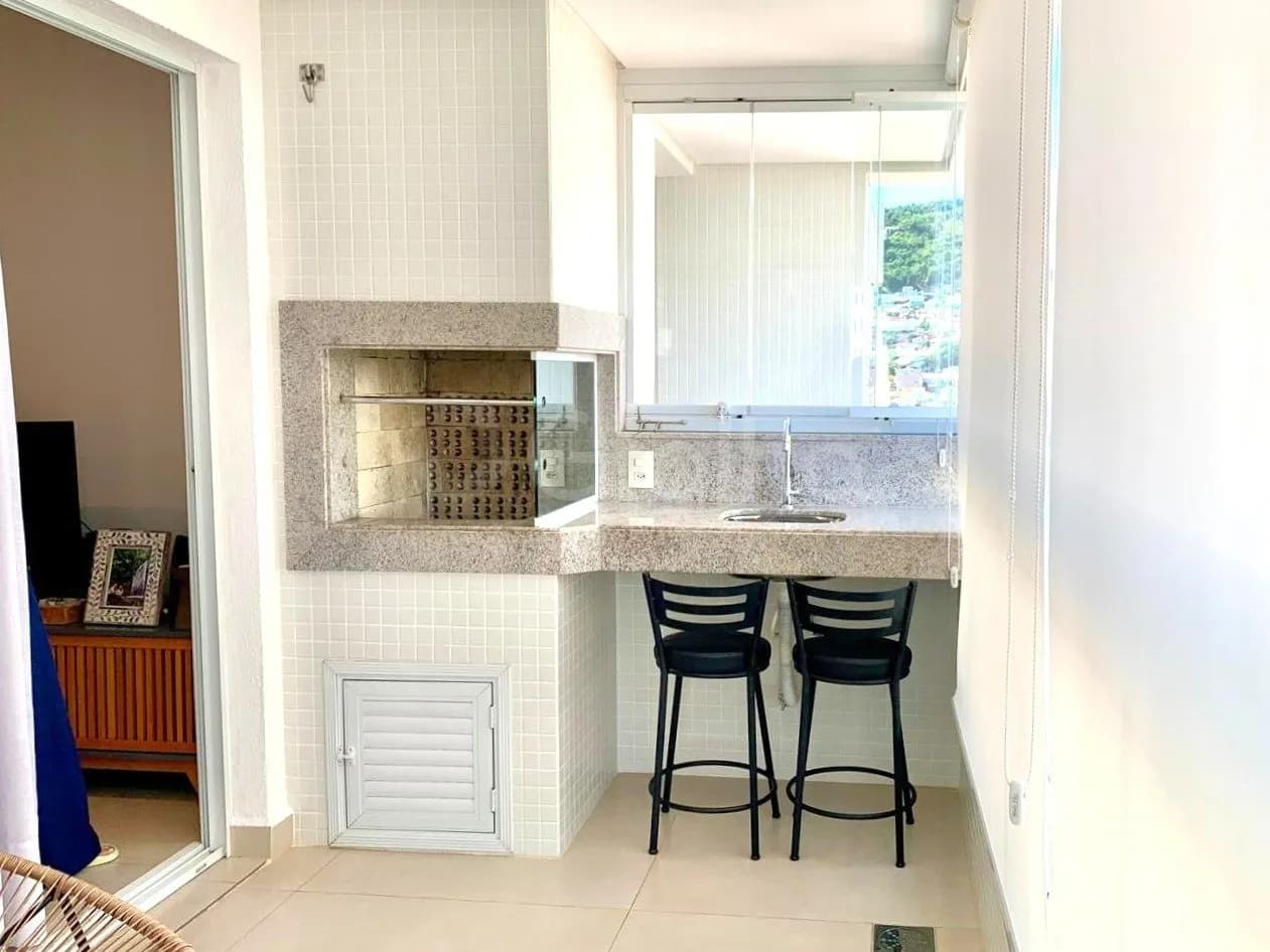 Apartamento para venda com 2 dormitórios em Agronômica com 73 m² — foto 2