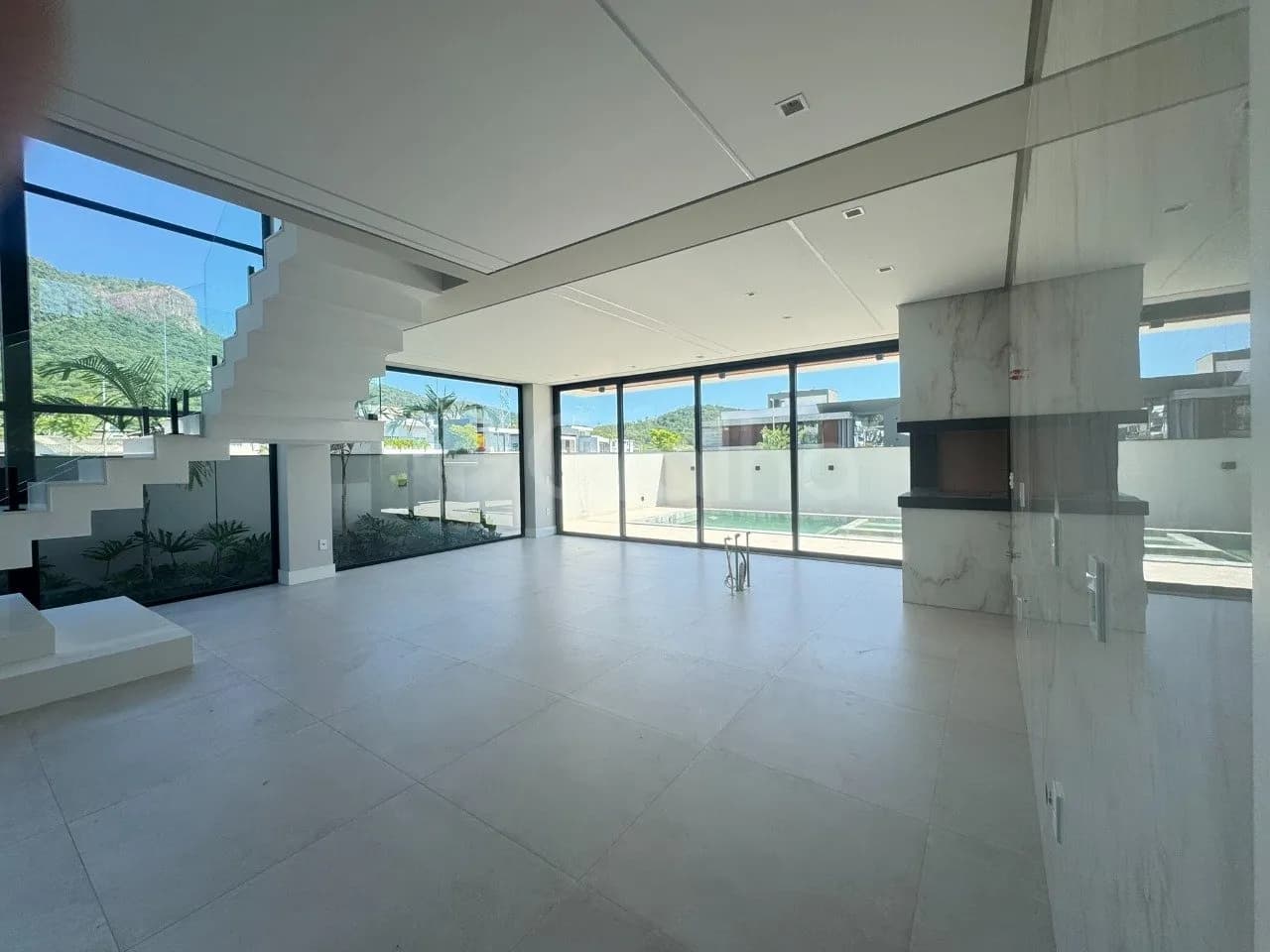 Casa para venda com 3 dormitórios em Pedra Branca com 262 m² — foto 3