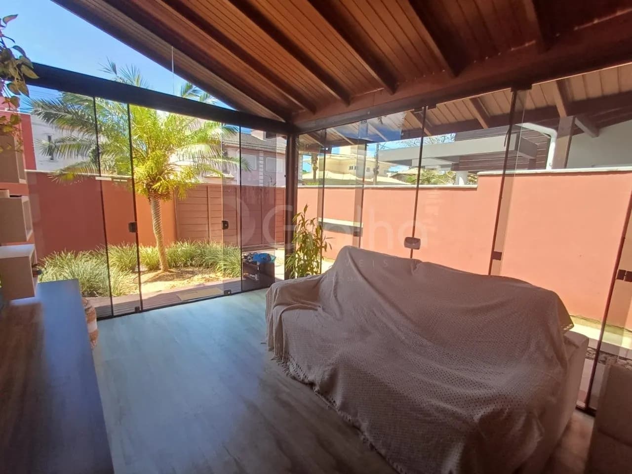 Casa para venda com 3 dormitórios em Campeche com 127 m² — foto 2