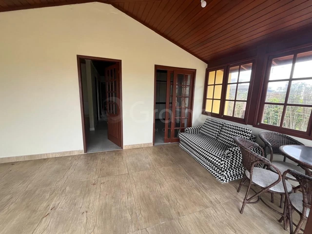 Casa para venda com 3 dormitórios em Campeche com 500 m² — foto 2
