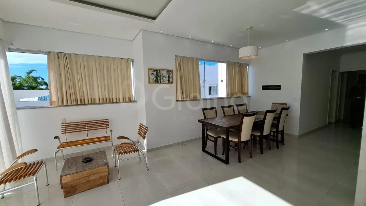 Cobertura para venda com 3 dormitórios em Canasvieiras com 139 m² — foto principal