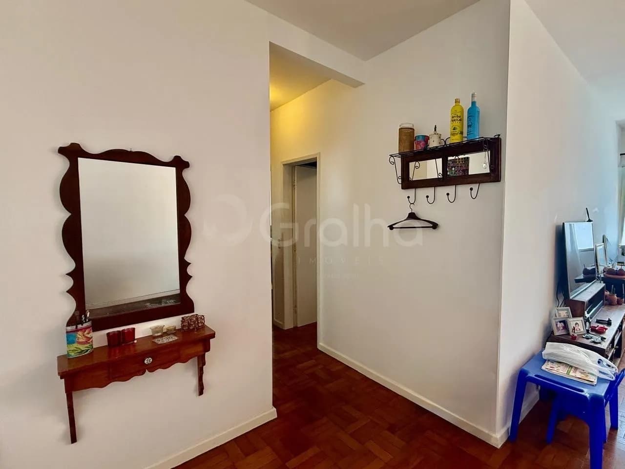 Apartamento para venda com 2 dormitórios em Coqueiros com 81 m² — foto 3