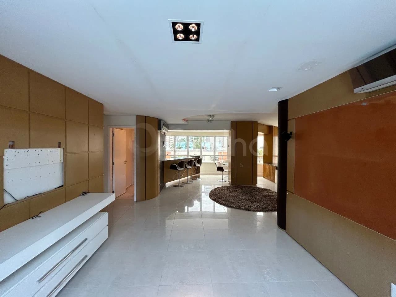 Apartamento para venda com 3 dormitórios em Centro com 171 m² — foto 2
