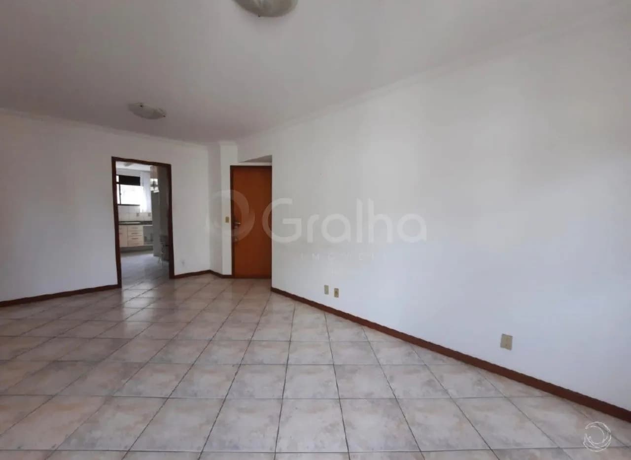 Apartamento para venda com 3 dormitórios em Centro com 81 m² — foto 2