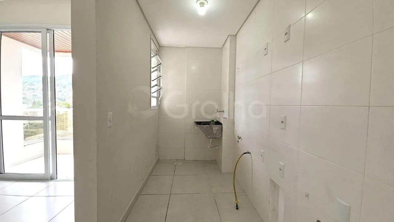 Apartamento para venda com 2 dormitórios em Carvoeira com 65 m² — foto 5