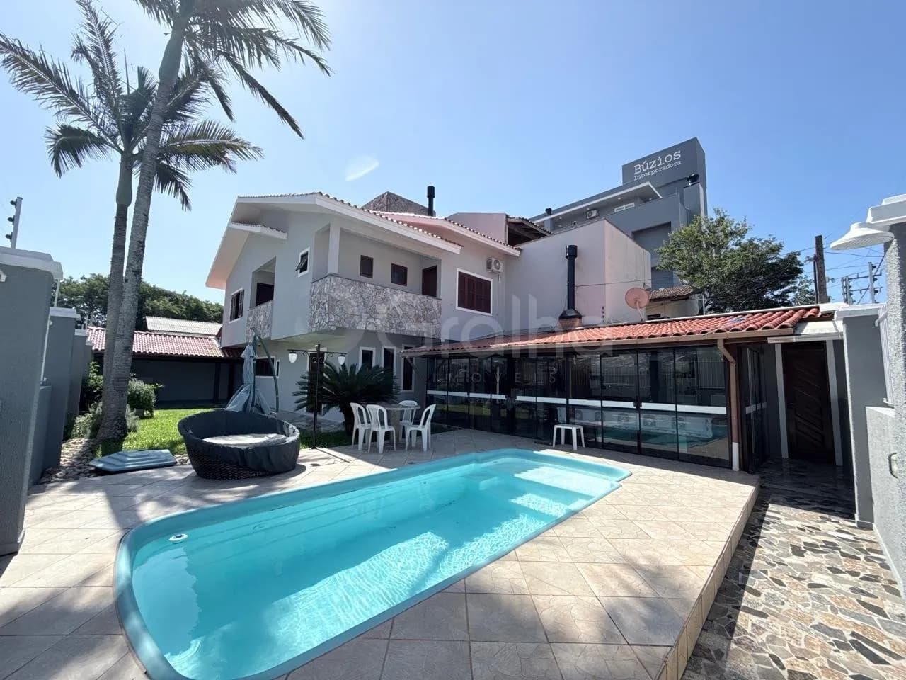 Casa para venda com 3 dormitórios em Canasvieiras com 244 m² — foto principal