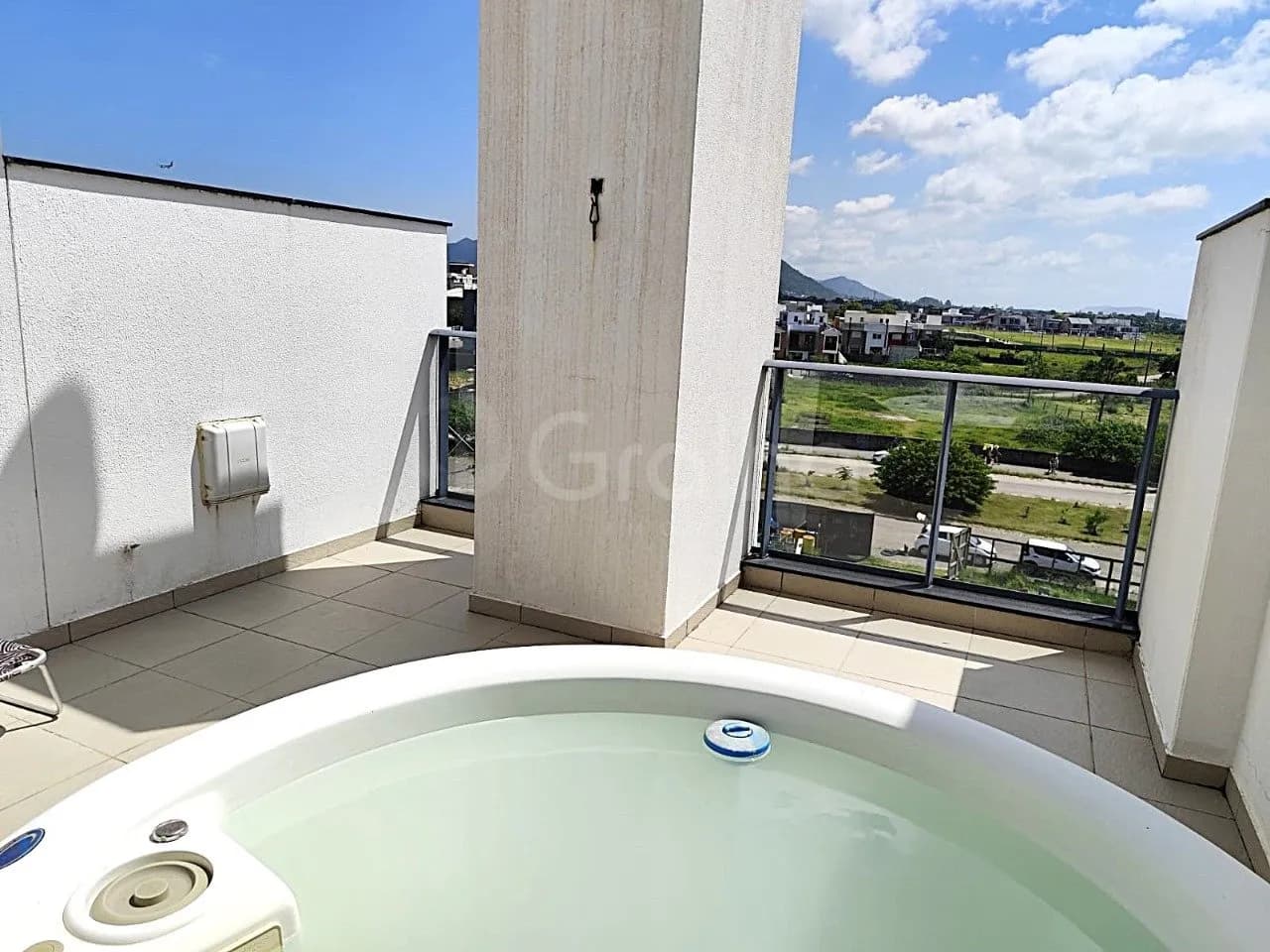 Apartamento duplex para venda com 2 dormitórios em Campeche com 103 m² — foto principal