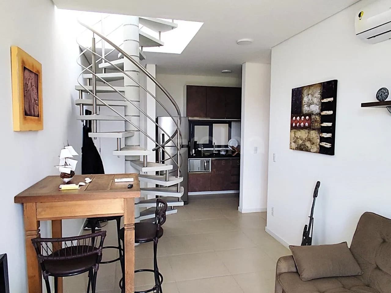 Apartamento duplex para venda com 2 dormitórios em Campeche com 103 m² — foto 2