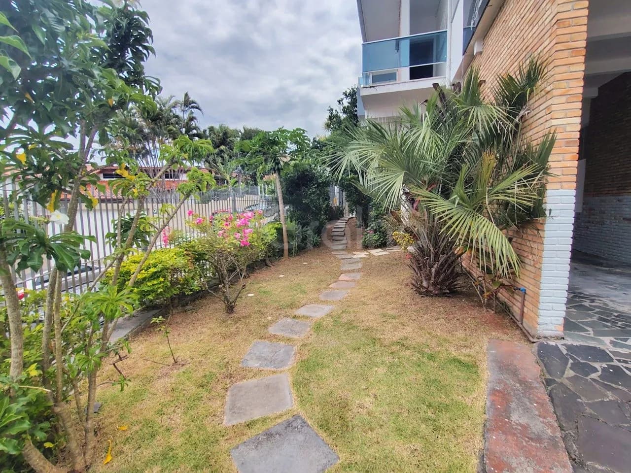 Casa para venda com 8 dormitórios em Centro com 500 m² — foto 4