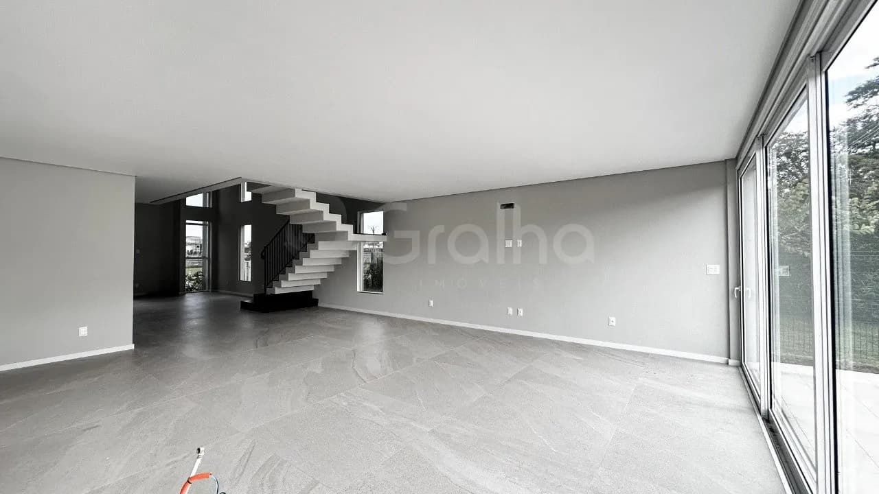Casa para venda com 4 dormitórios em Pedra Branca com 319 m² — foto 2