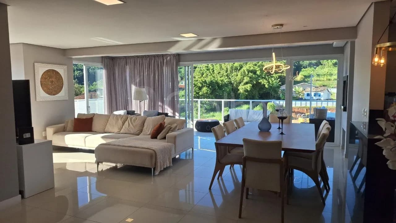 Cobertura para venda com 3 dormitórios em Canasvieiras com 162 m² — foto principal
