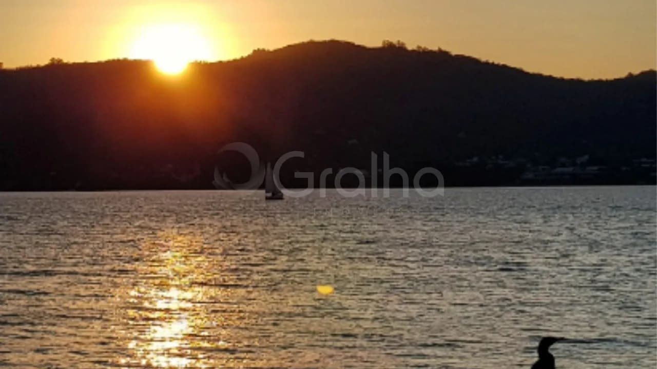 Casa de condomínio para venda com 3 dormitórios em Lagoa Da Conceição com 384 m² — foto 2