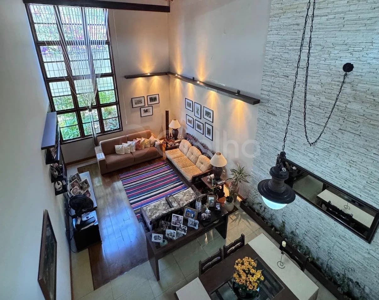 Casa para venda com 4 dormitórios em Agronômica com 274 m² — foto principal
