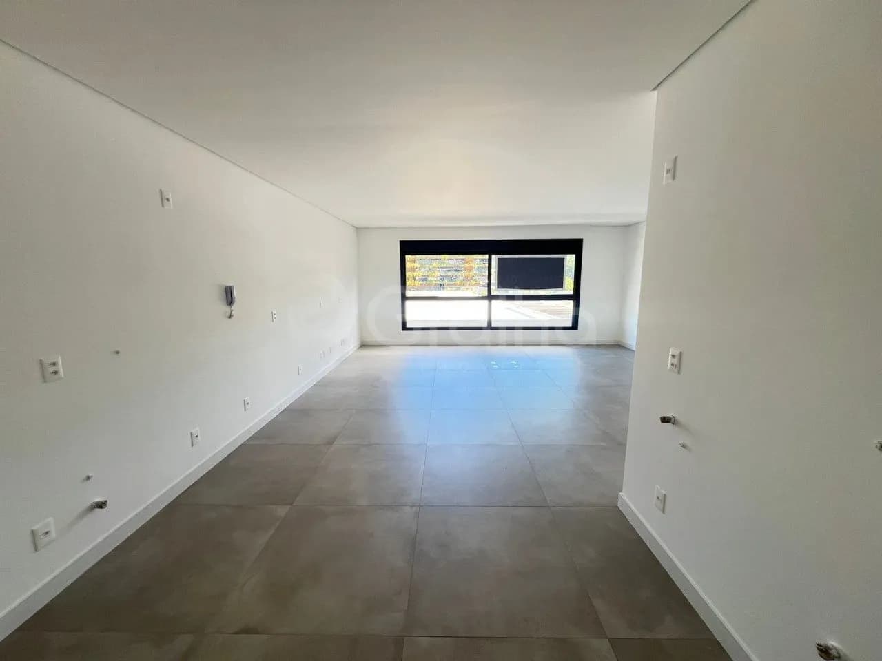 Apartamento para venda com 1 dormitório, em Saco Grande com 55 m² — foto 2