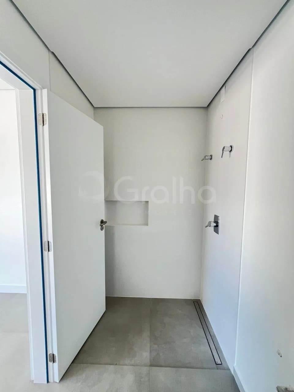 Apartamento para venda com 1 dormitório, em Saco Grande com 55 m² — foto 5
