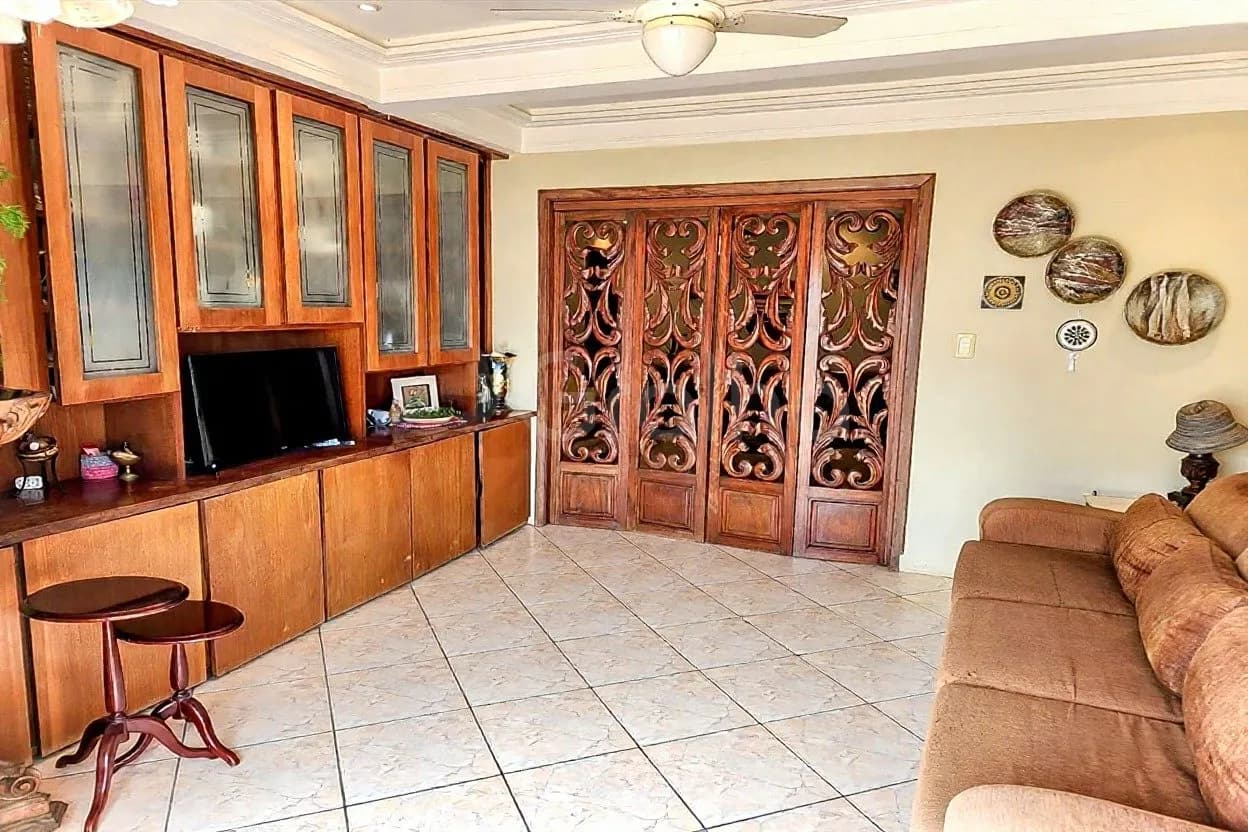 Cobertura para venda com 4 dormitórios em Coqueiros com 208 m² — foto 2