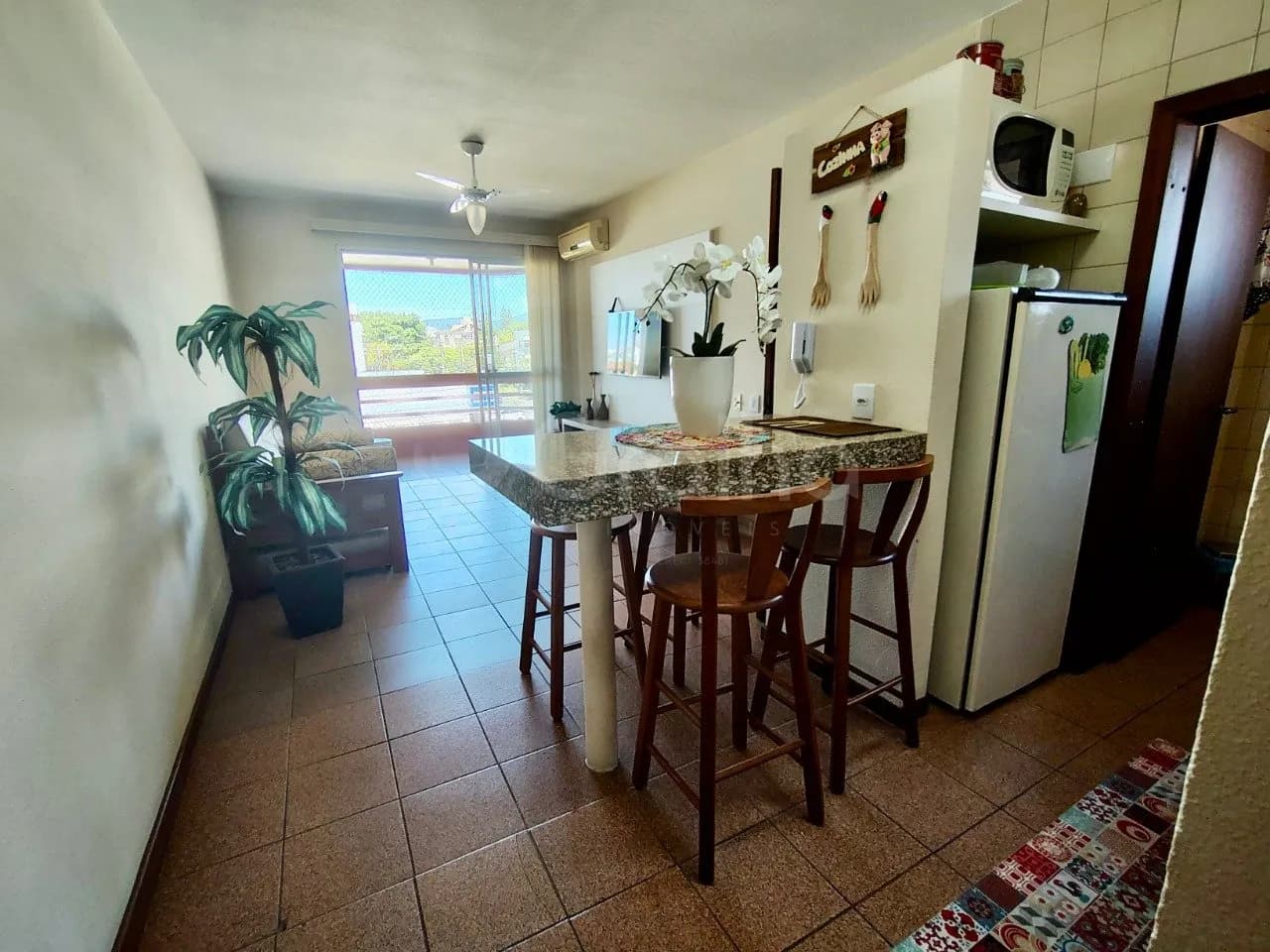 Apartamento para venda com 1 dormitório, em Canasvieiras com 51 m² — foto principal