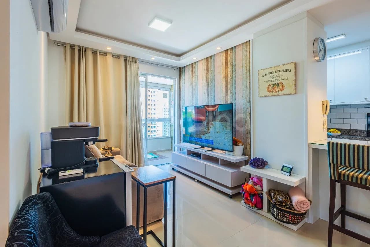 Apartamento para venda com 2 dormitórios em Agronômica com 80 m² — foto 2
