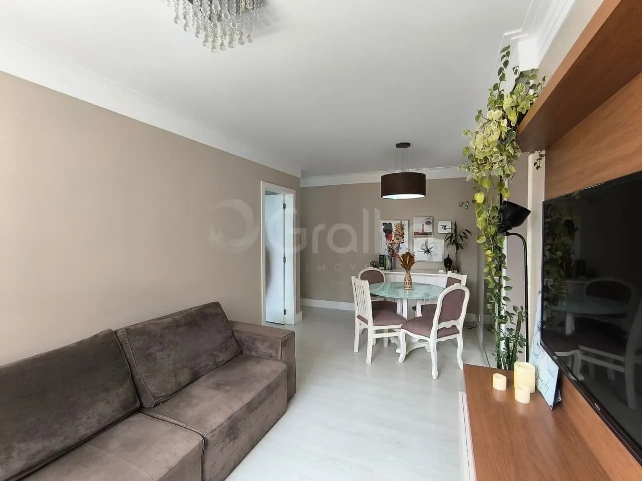 Apartamento para venda com 2 dormitórios em Centro com 60 m² — foto 2