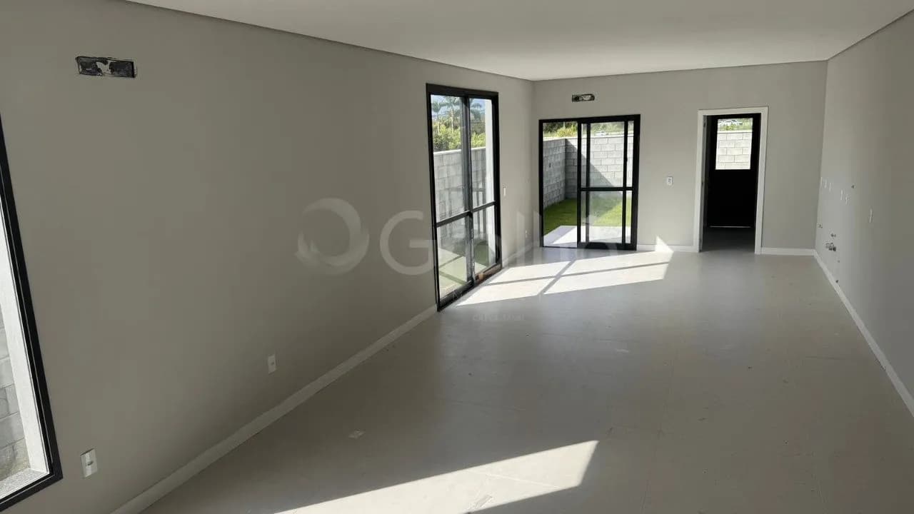 Casa para venda com 3 dormitórios em Canasvieiras com 154 m² — foto 4