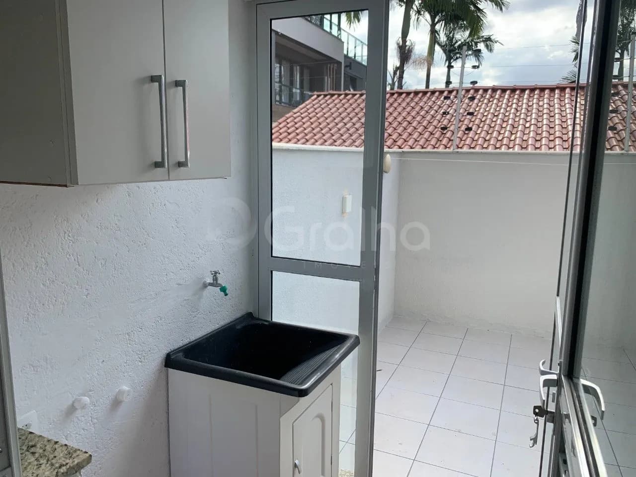 Apartamento para venda com 2 dormitórios em Campeche com 60 m² — foto 4