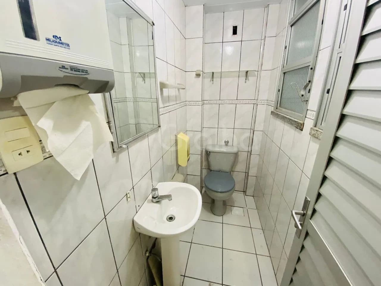 Sala comercial para venda em Centro com 24 m² — foto 2