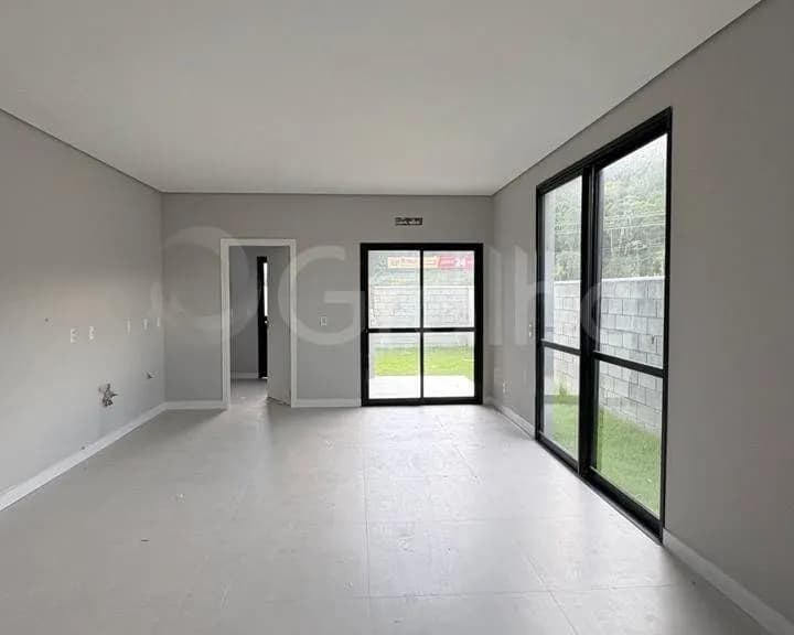 Casa para venda com 3 dormitórios em Canasvieiras com 154 m² — foto principal