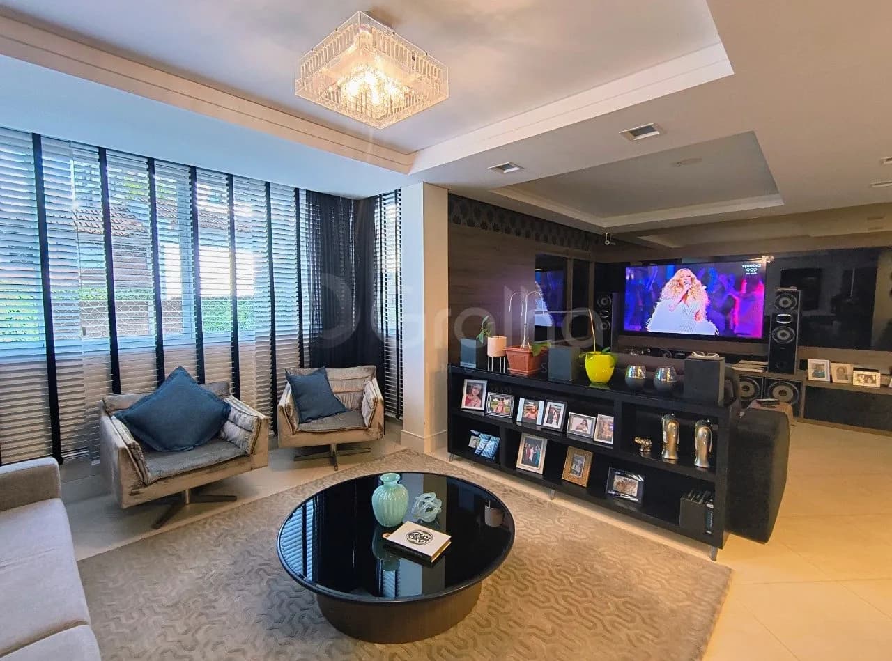 Casa para venda com 8 dormitórios em Carvoeira com 530 m² — foto 4