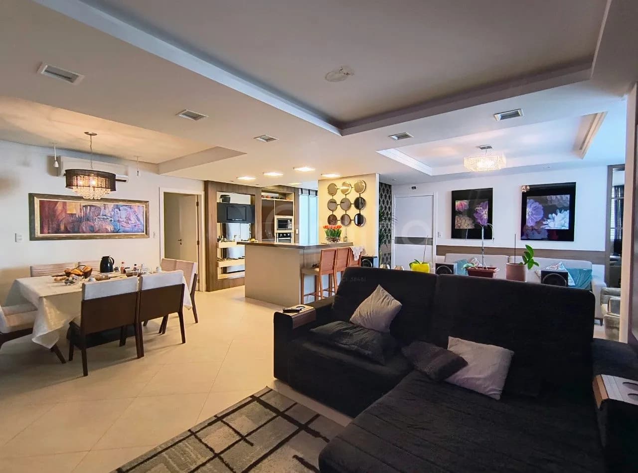 Casa para venda com 8 dormitórios em Carvoeira com 530 m² — foto 5