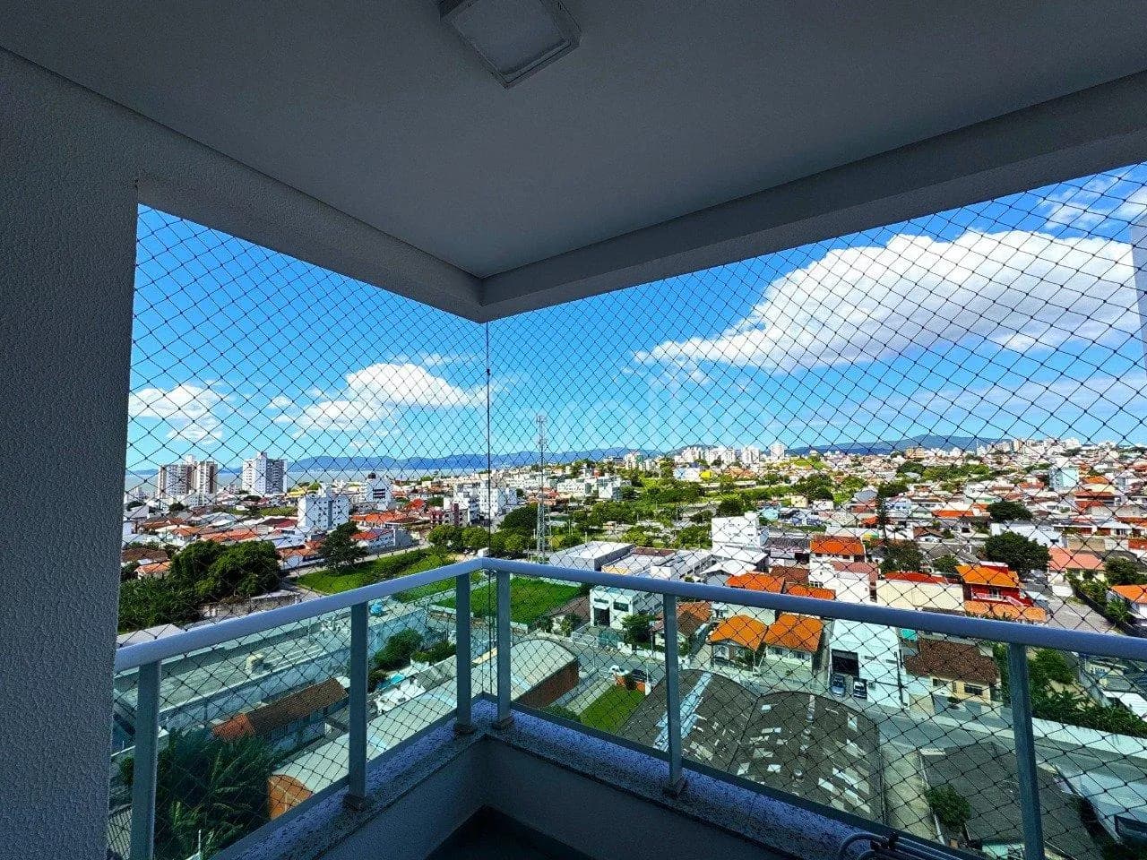 Apartamento para venda com 2 dormitórios em Barreiros com 72 m² — foto 4