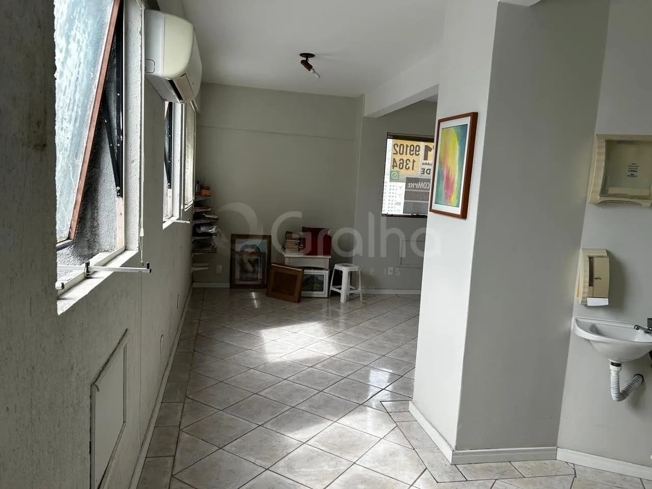 Sala comercial para venda em Centro com 42 m² — foto principal