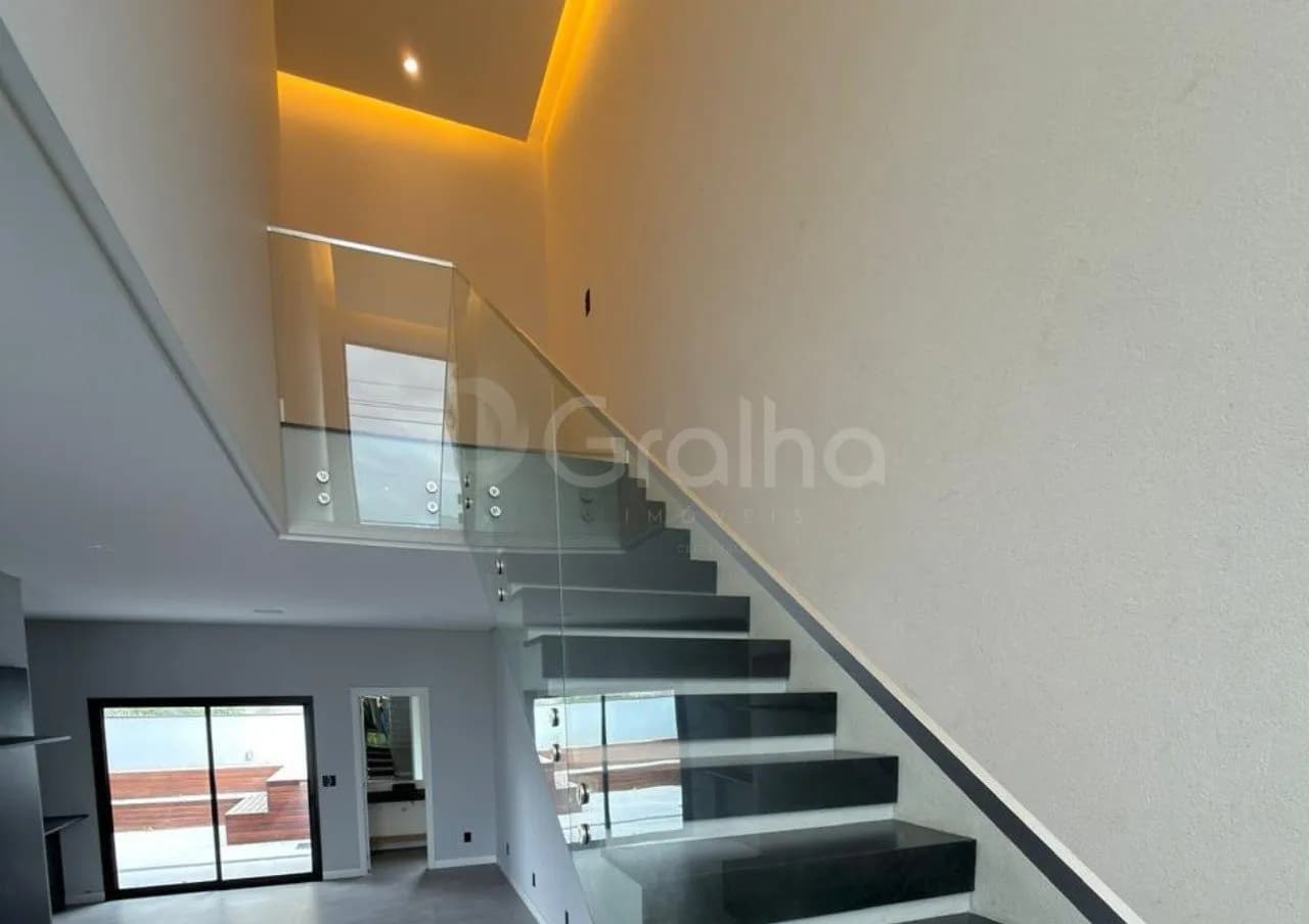 Casa para venda com 3 dormitórios em Beira Rio com 170 m² — foto 2