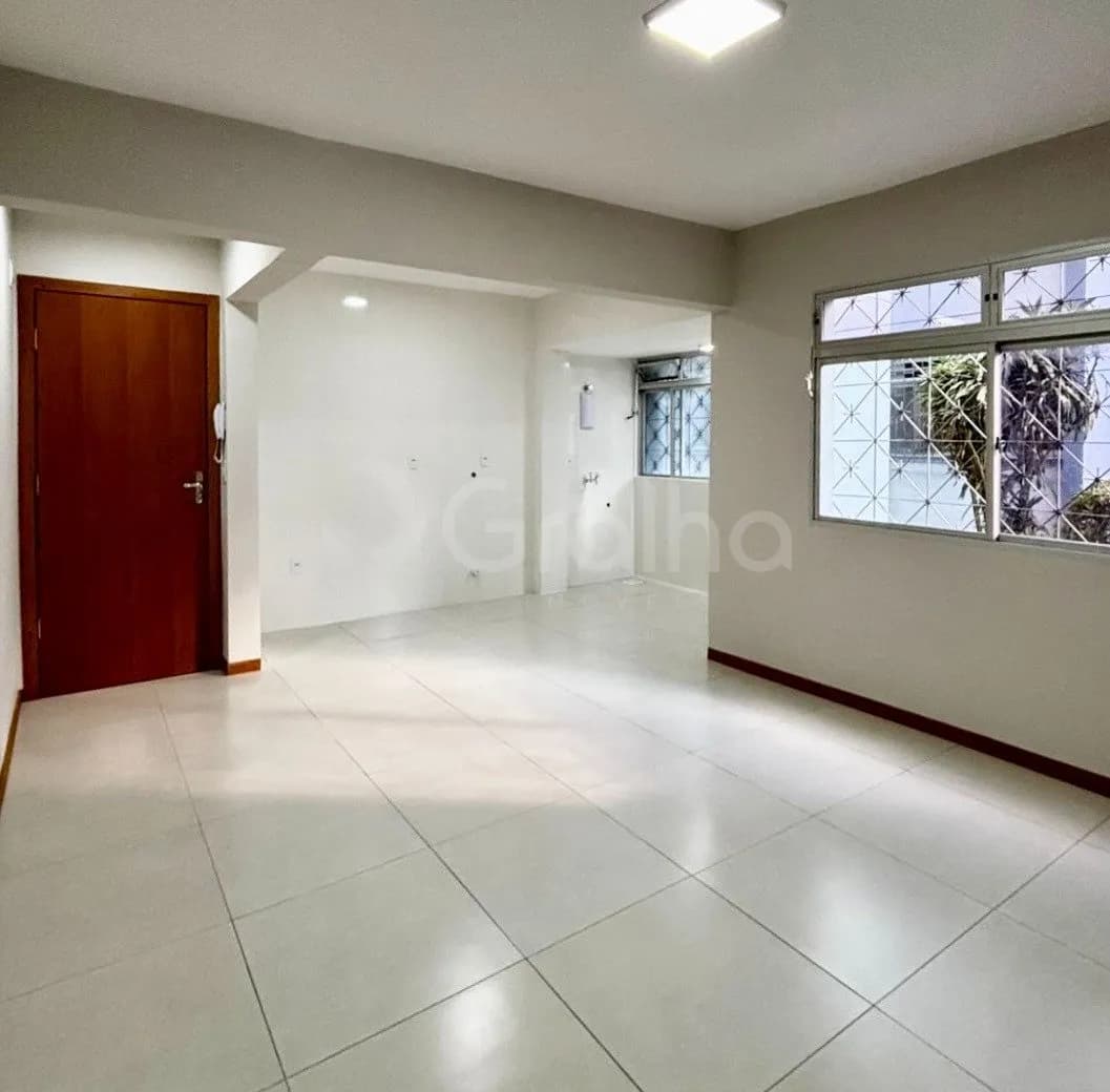 Apartamento para venda com 2 dormitórios em Estreito com 43 m² — foto 2