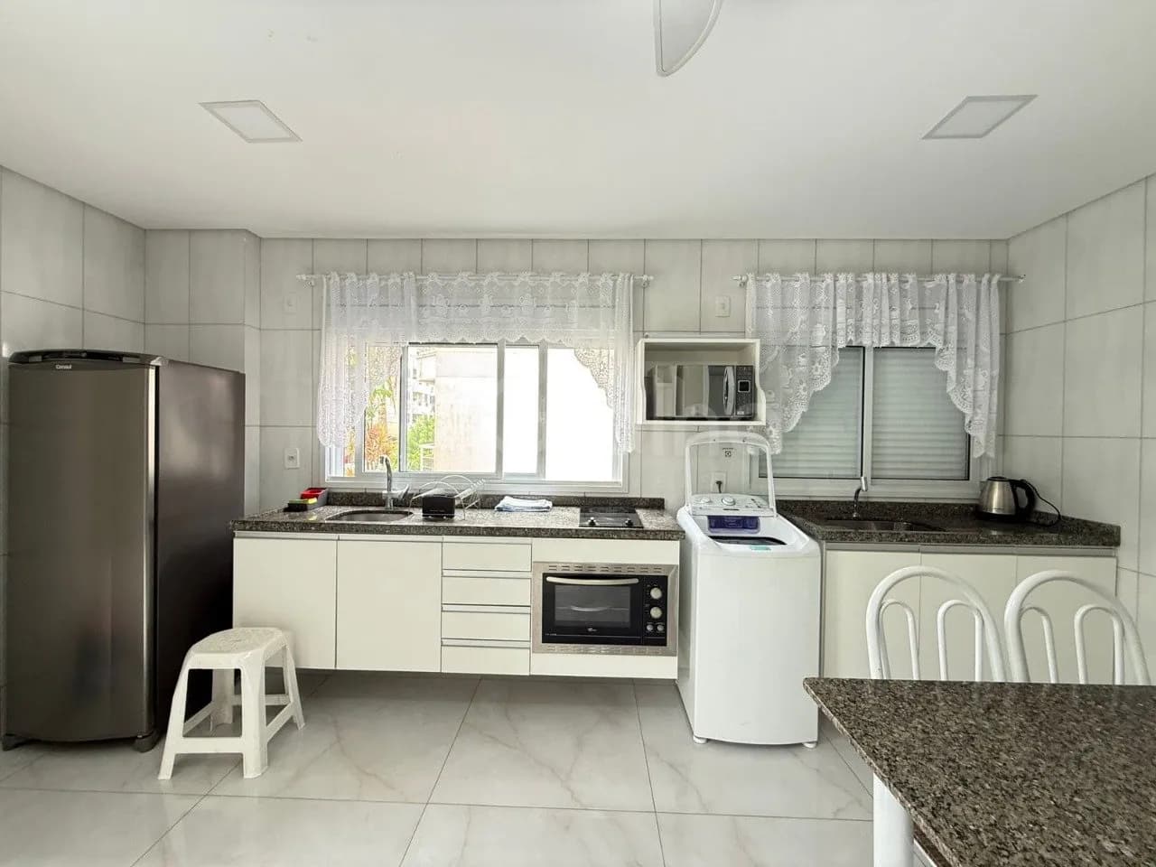 Prédio residencial para venda com 9 dormitórios em Canasvieiras com 671 m² — foto 5