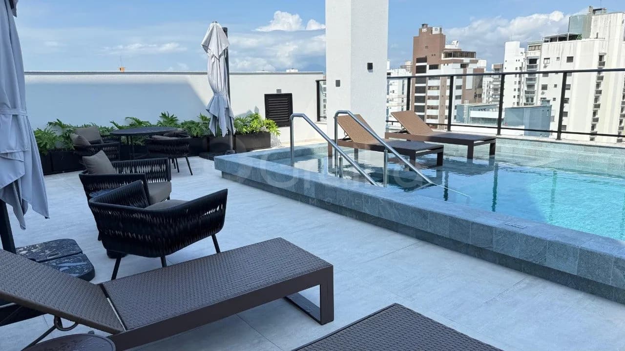 Estúdio para venda com 1 dormitório, em Centro com 31 m² — foto principal