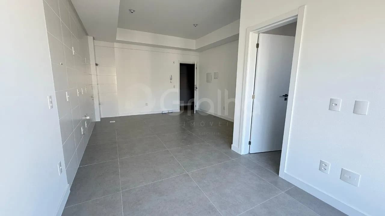 Estúdio para venda com 1 dormitório, em Centro com 31 m² — foto 2